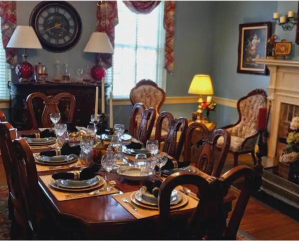 Governor'S Corner Bed & Breakfast Russellville Екстер'єр фото